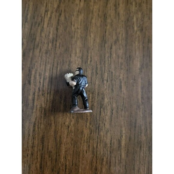 Ian Malcolm 1997 U.C.S. & Amblin Jurassic Park 1in/1 " Diecast Metal Mini Fig - Picture 2 of 9